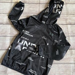 Under Armour kids hoodie. Size Youth Small. EUC.
